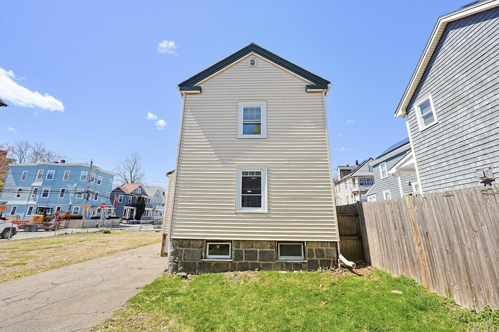 Single Family Residence at 16a Patterson St, Boston MA 02124, photo 40 of 41
