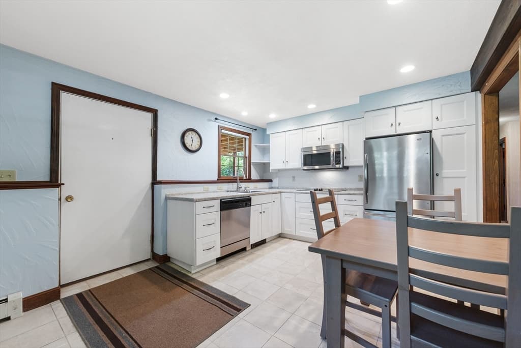 71 Colonial Dr, Reading MA 01867 photo 22