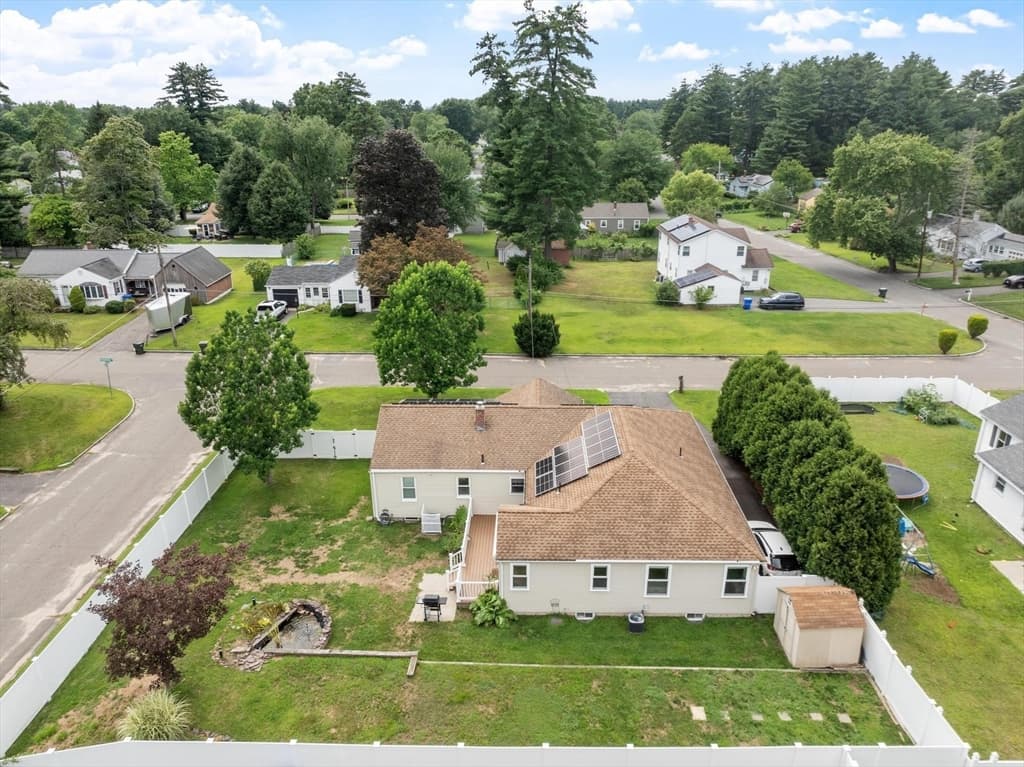 15 Pinebrook Dr, Springfield MA 01129 photo 38