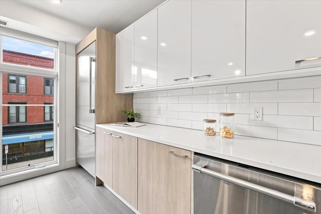 Condominium at 410 W Broadway # 301, Boston MA 02127, photo 16 of 35