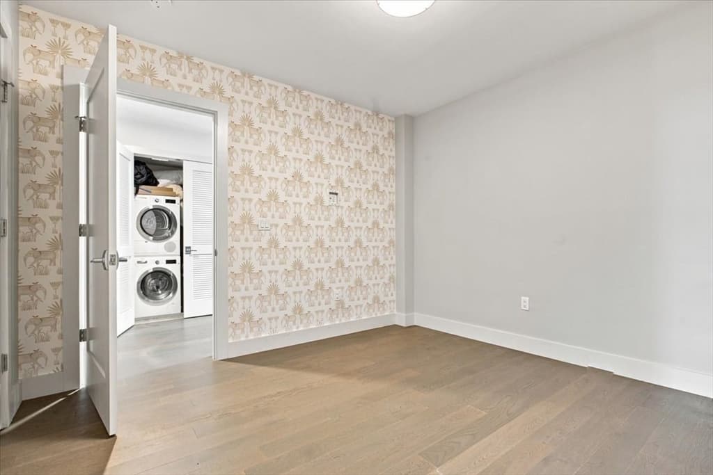 Condominium at 410 W Broadway # 301, Boston MA 02127, photo 20 of 35