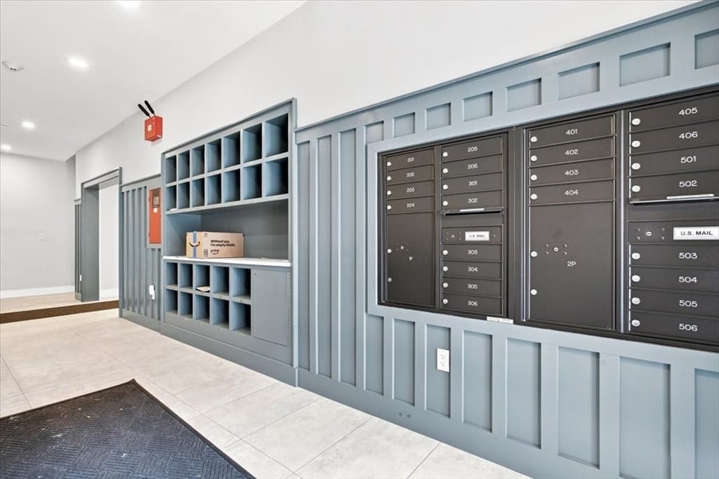 Condominium at 410 W Broadway # 301, Boston MA 02127, photo 34 of 35
