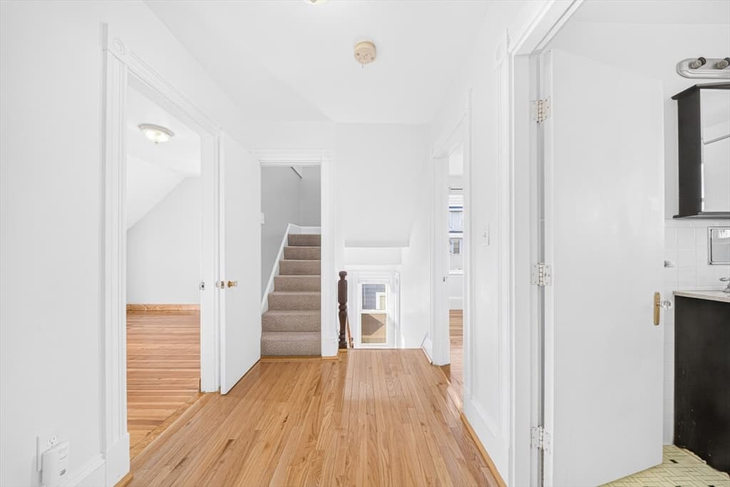546 Shirley St, Winthrop MA 02152 photo 27