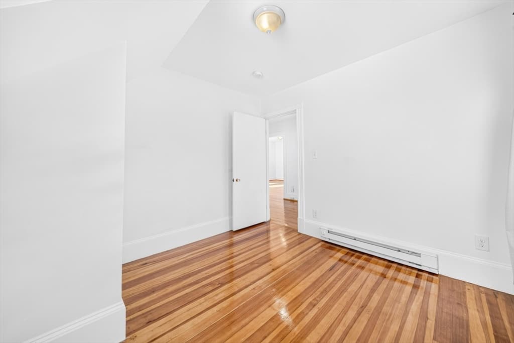 546 Shirley St, Winthrop MA 02152 photo 20
