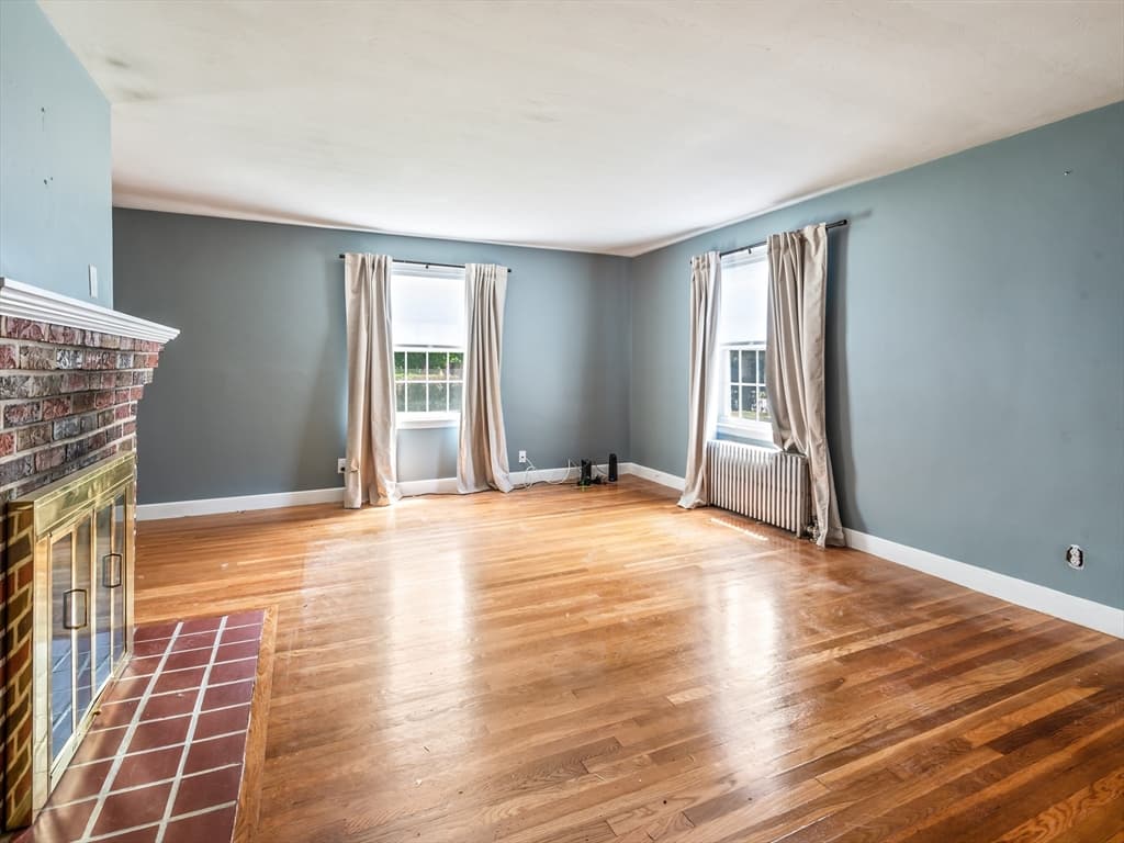 422 Mill St, Worcester MA 01602 photo 8