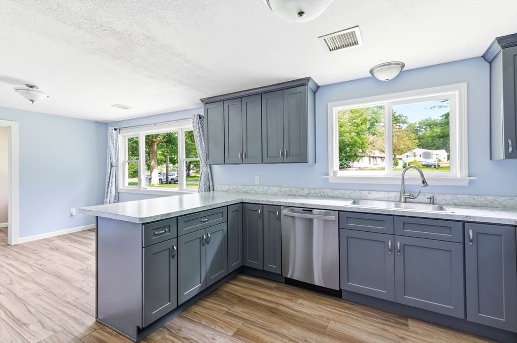 100 Stony Brook Road, Raynham MA 02767 photo 5