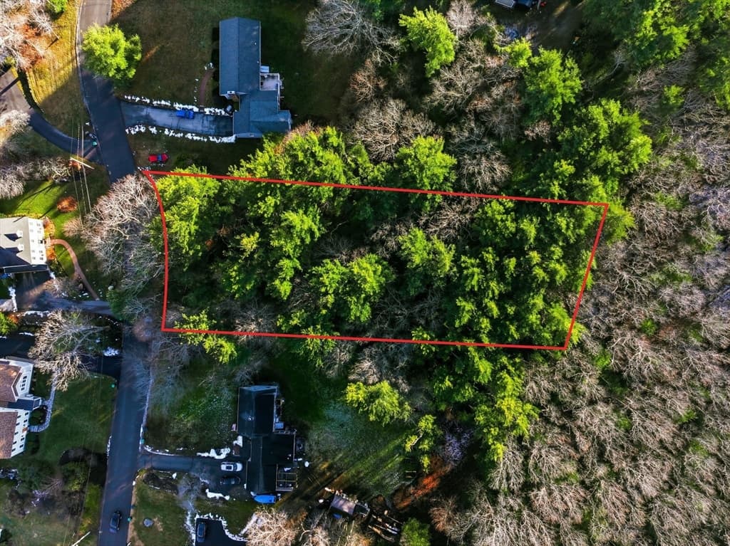 44 Deerhill Ln, Marshfield MA 02050