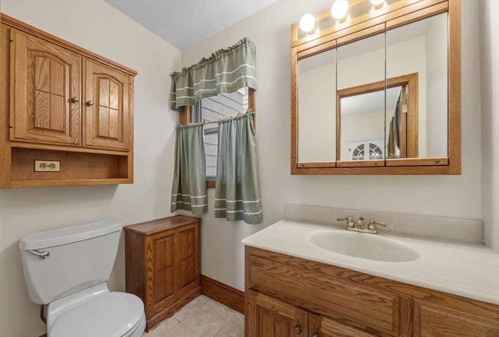 Single Family Residence at 140 Pleasant St, Whitman MA 02382, Whitman, photo 13 of 42