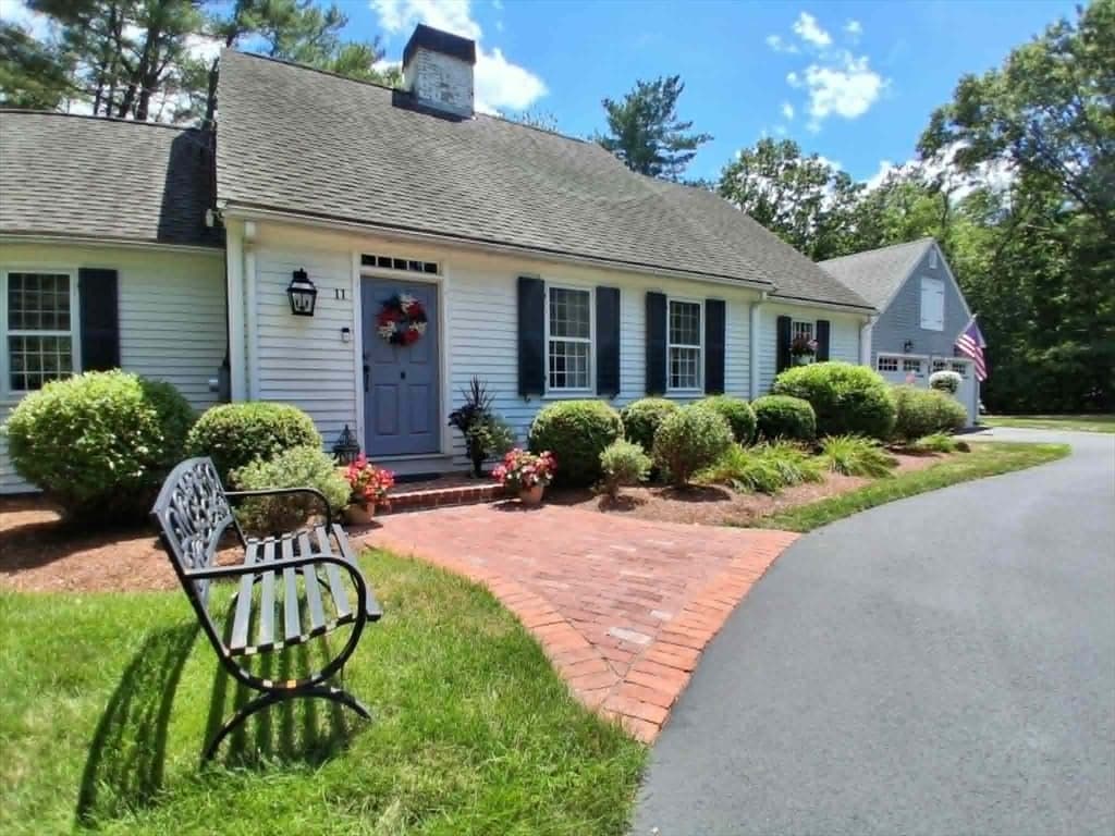 11 Musket Rd, Attleboro MA 02703 photo 3