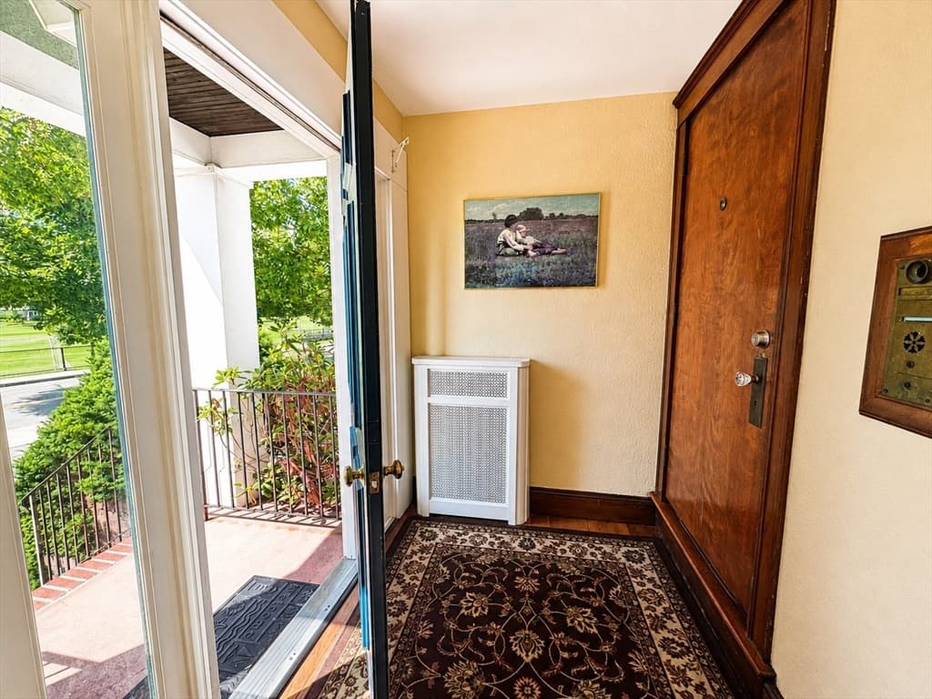 166-168 East Side Pkwy, Newton MA 02458 photo 5