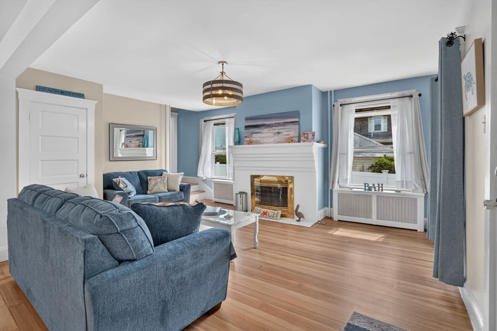 100 Whitin Ave, Revere MA 02151 photo 5