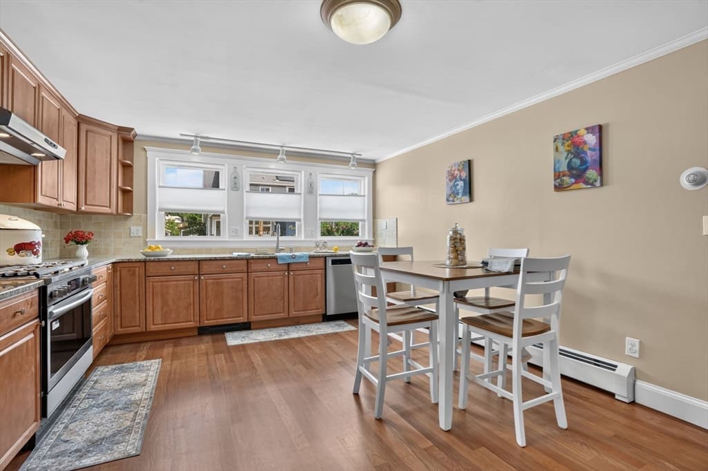 100 Whitin Ave, Revere MA 02151 photo 11