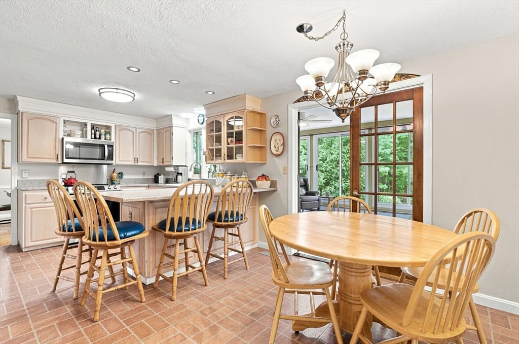 24 Crossbow Ln, North Andover MA 01845 photo 12