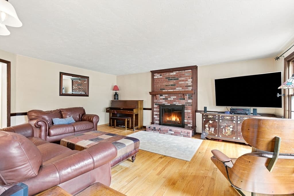 24 Crossbow Ln, North Andover MA 01845 photo 9