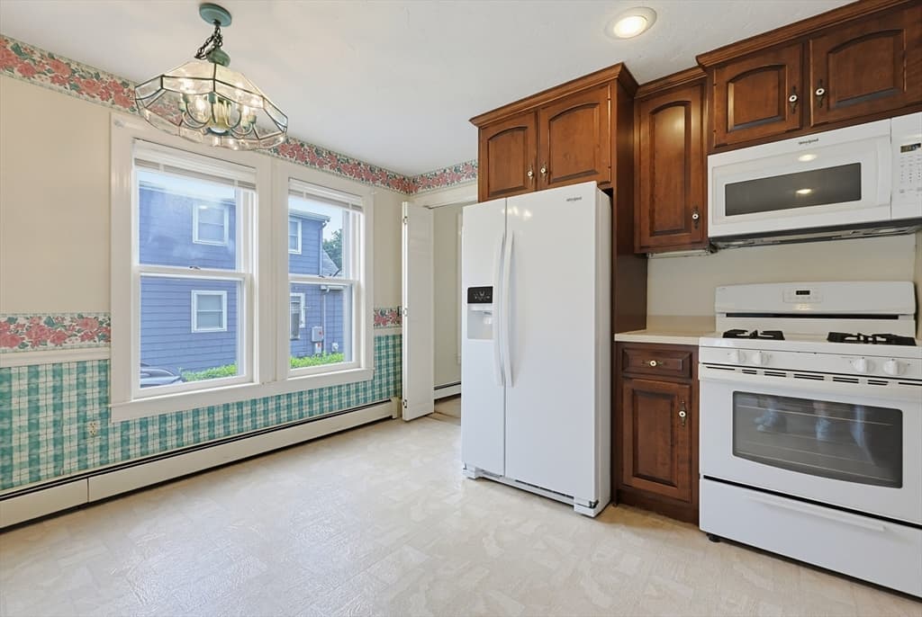 404 Park St, Stoughton MA 02072 photo 13