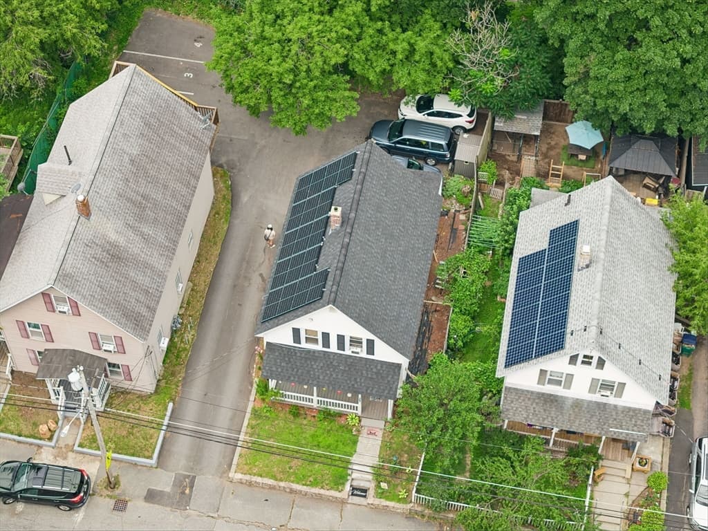 323 Rollstone St, Fitchburg MA 01420 photo 32
