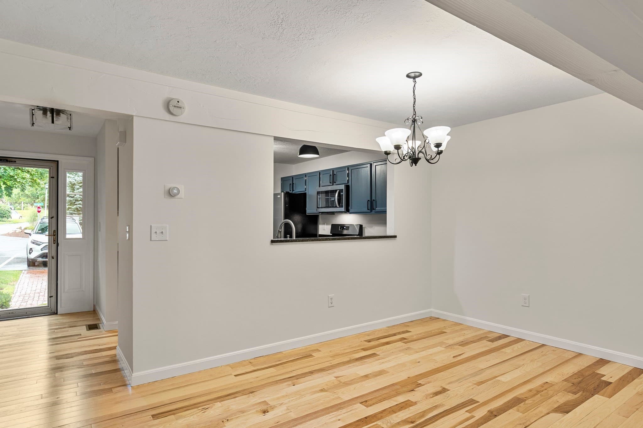 Condominium at 11 Rosewood Ln # 11, Hopkinton MA 01748, Hopkinton, photo 7 of 24
