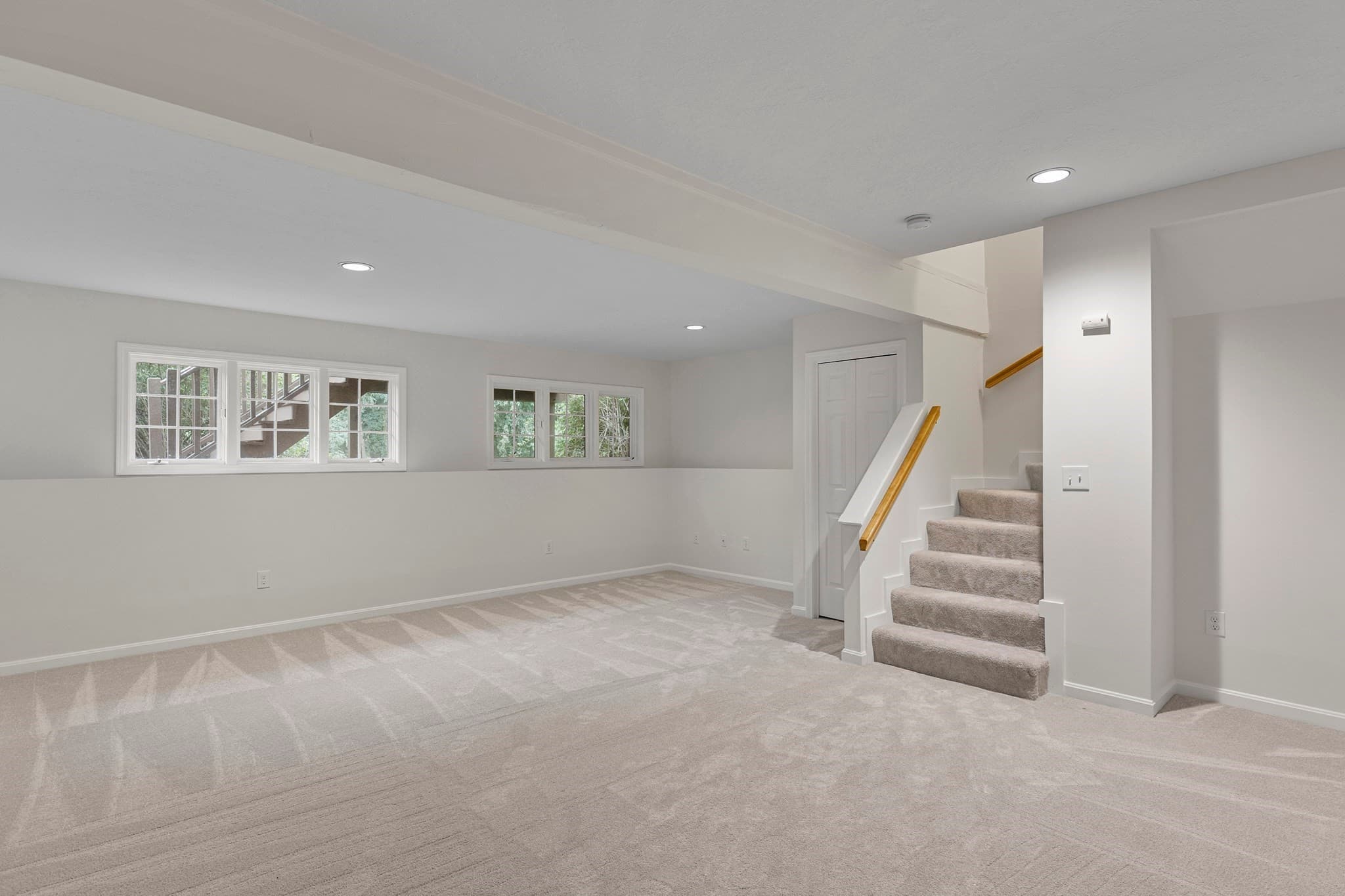 Condominium at 11 Rosewood Ln # 11, Hopkinton MA 01748, Hopkinton, photo 18 of 24