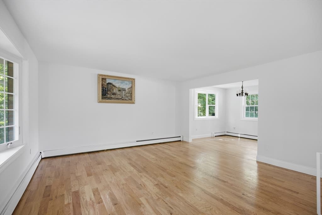 198 Hollis Rd, Lunenburg MA 01462 photo 11
