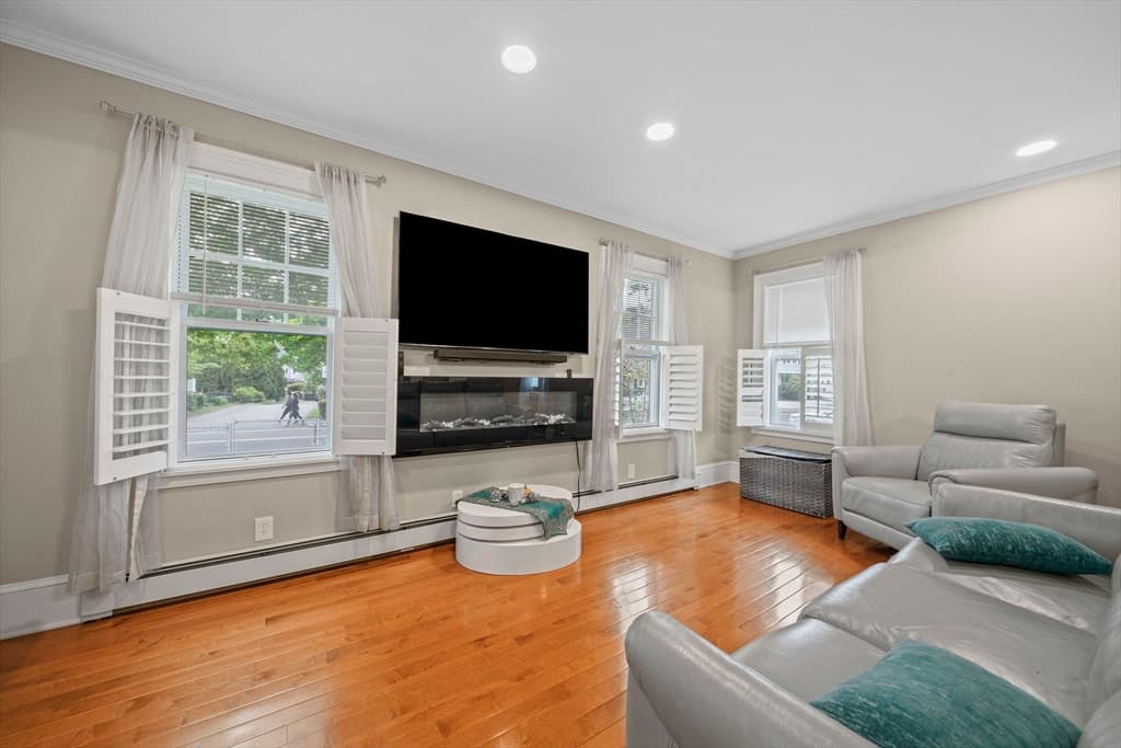 91 Elm St, Quincy MA 02169 photo 10