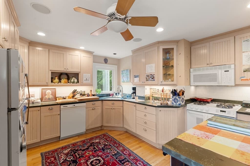 15 Grant Street, Lexington MA 02420 photo 13