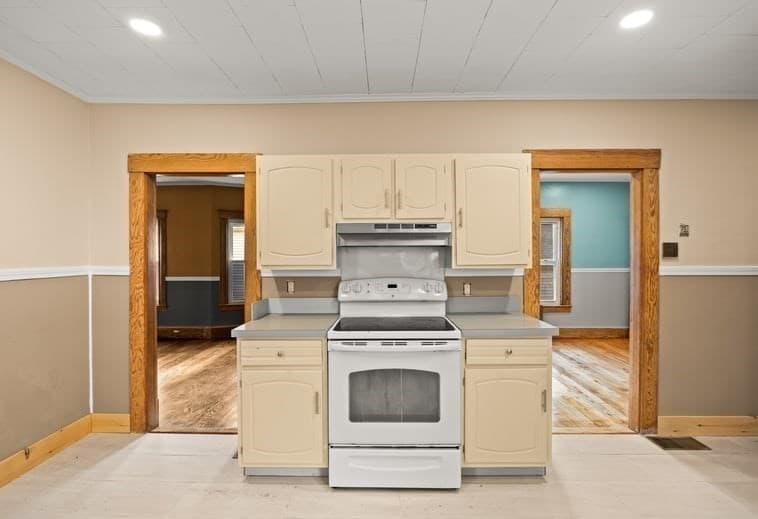 227 Dover St, Brockton MA 02301 photo 28