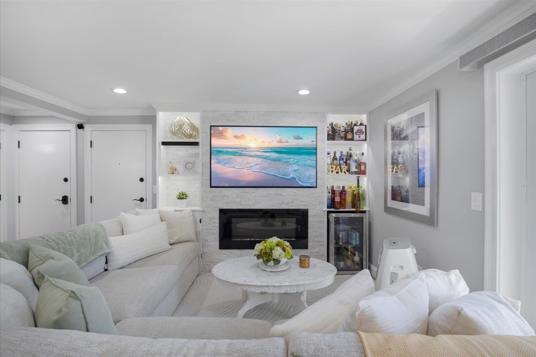 Condominium at 8 Royal Dane Dr # 68, Marshfield MA 02050, Marshfield, photo 3 of 39