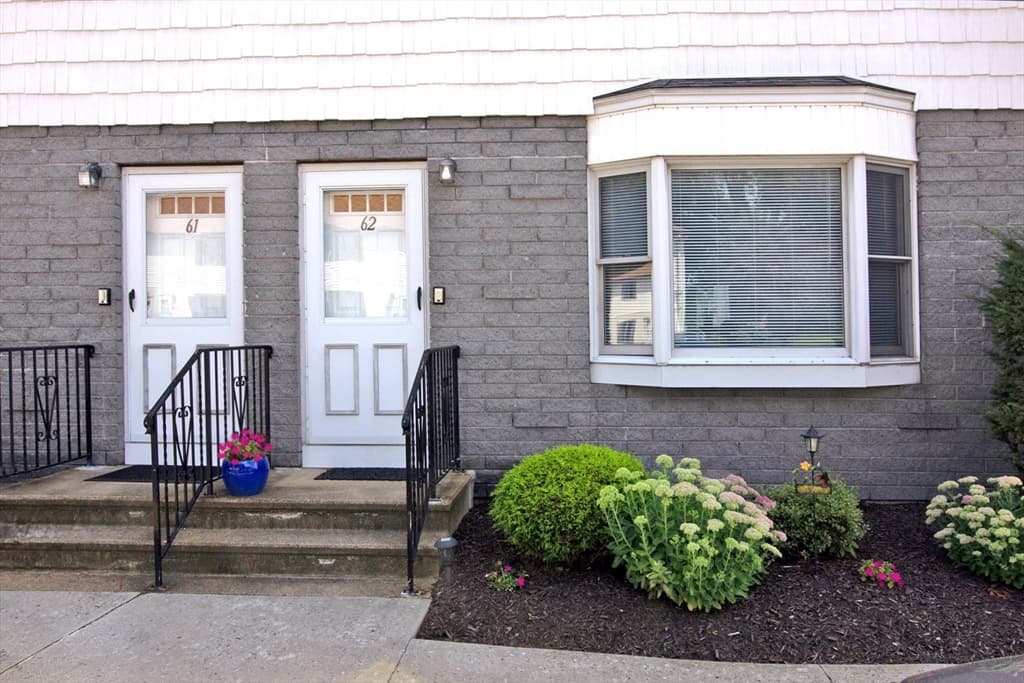 200 Lambert Ter # 62, Chicopee MA 01020 photo 3