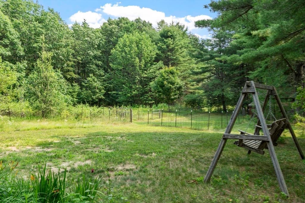 81 Vinton Pond Rd, Townsend MA 01474 photo 39