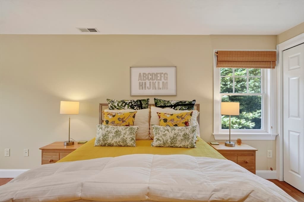 8 Woodhaven Dr, Edgartown MA 02539 photo 17