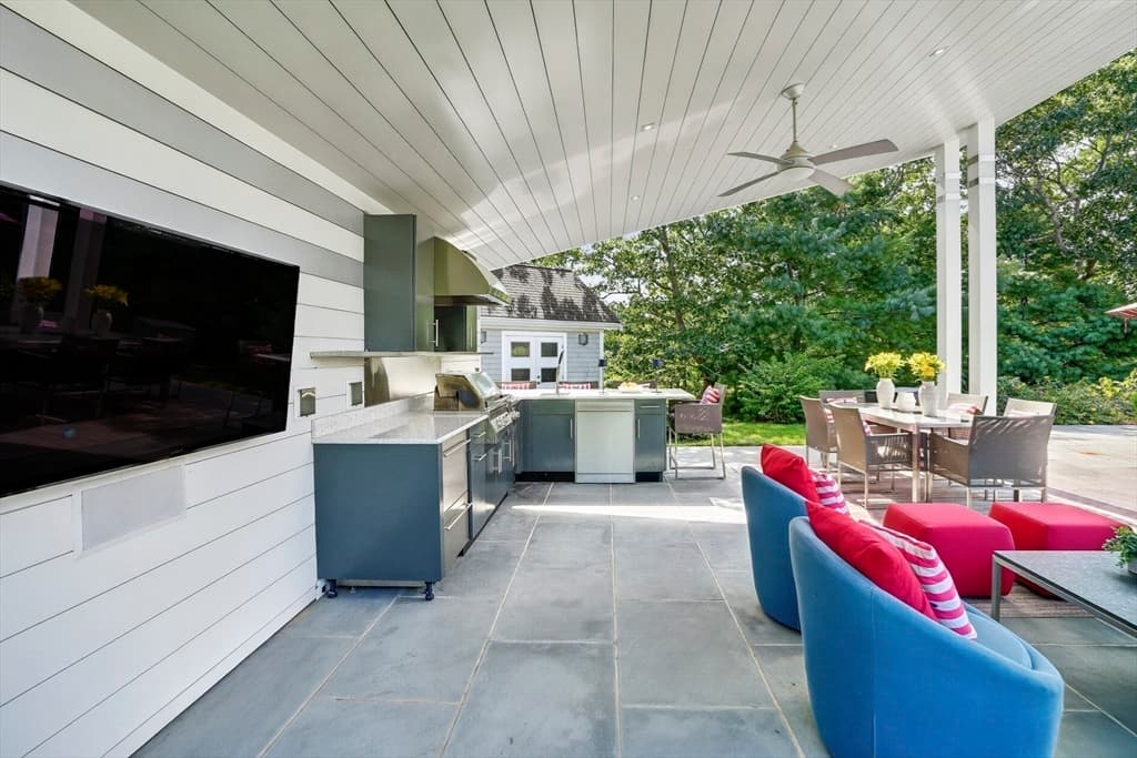 8 Woodhaven Dr, Edgartown MA 02539 photo 33