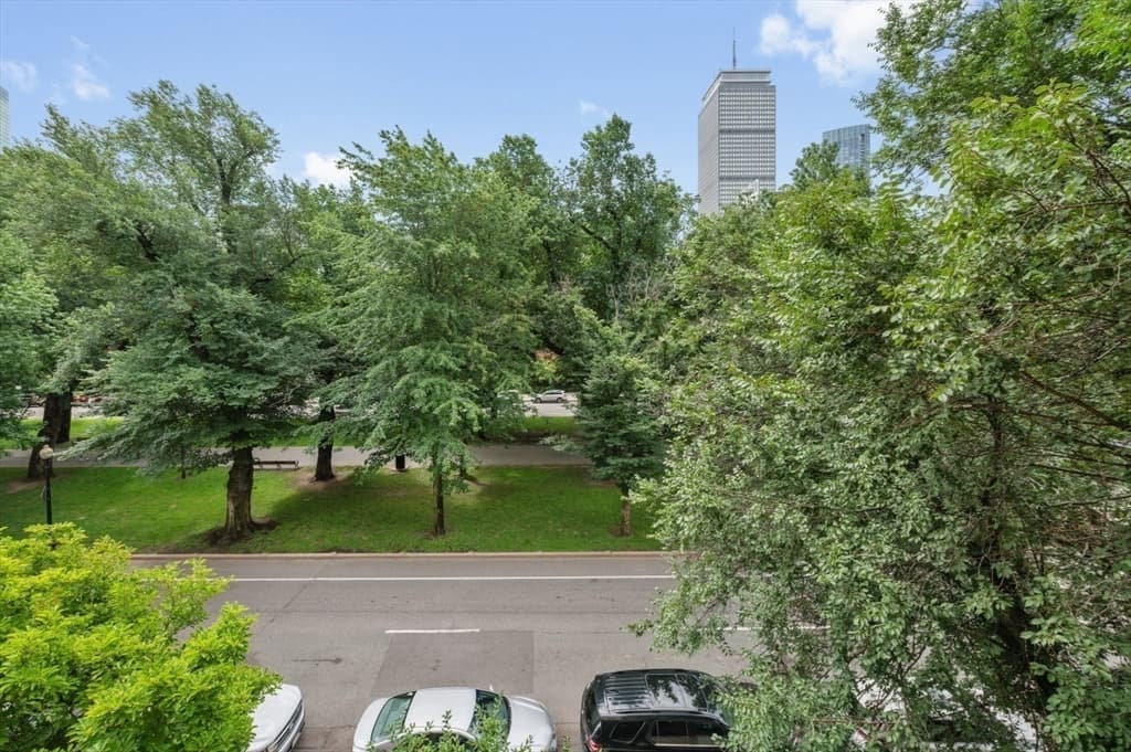 233 Commonwealth Avenue # 7, Boston MA 02116 photo 24