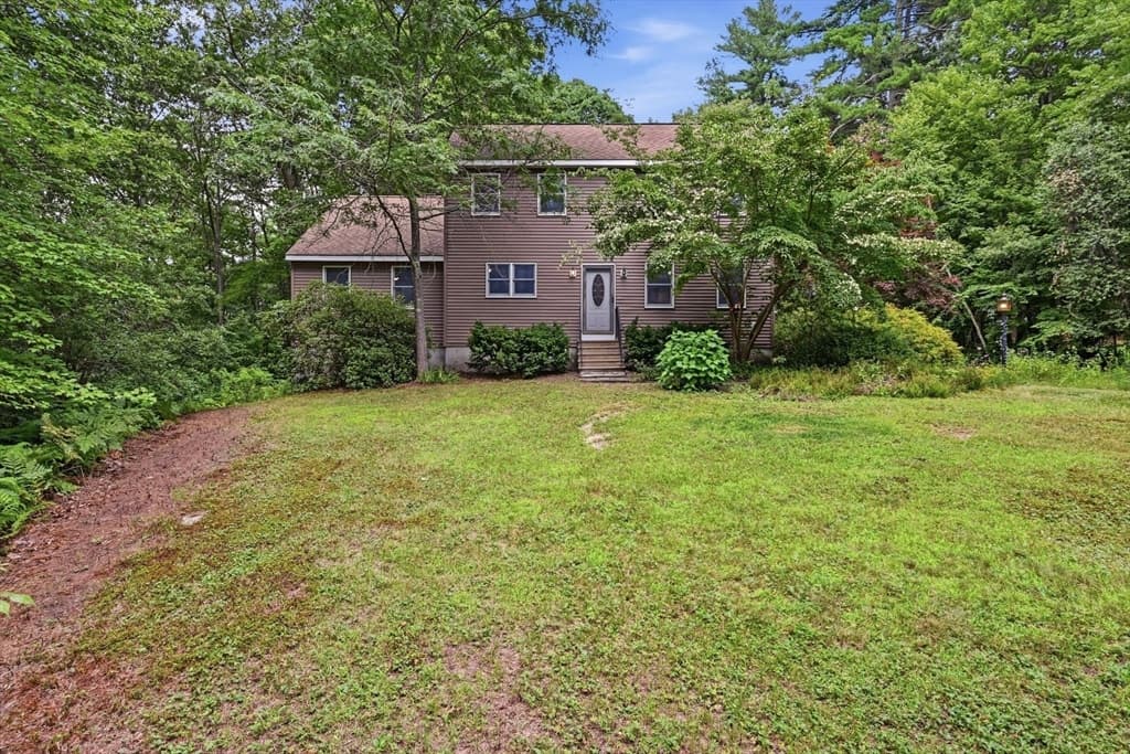 232 Gold St, Belchertown MA 01007 photo 2