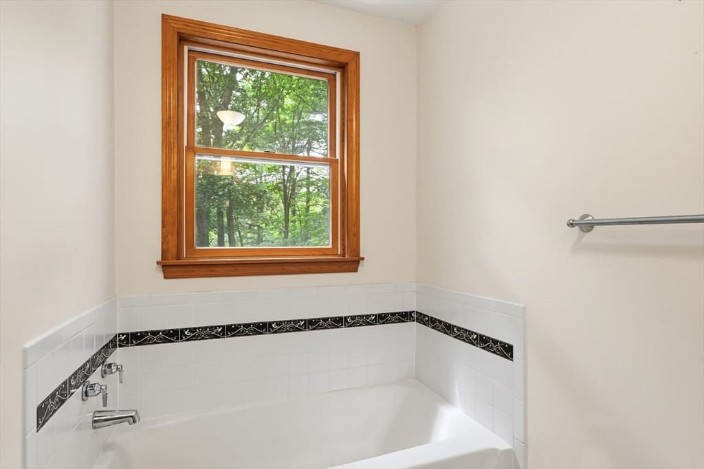 232 Gold St, Belchertown MA 01007 photo 22