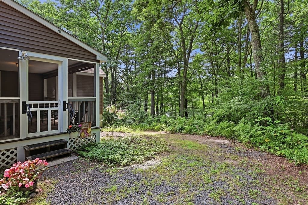 232 Gold St, Belchertown MA 01007 photo 33