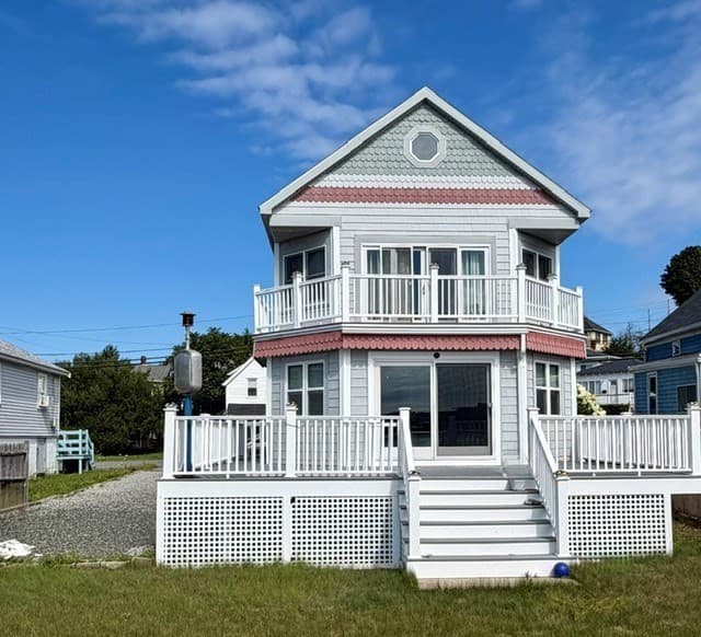 3 Moreland Avenue, Hull MA 02045