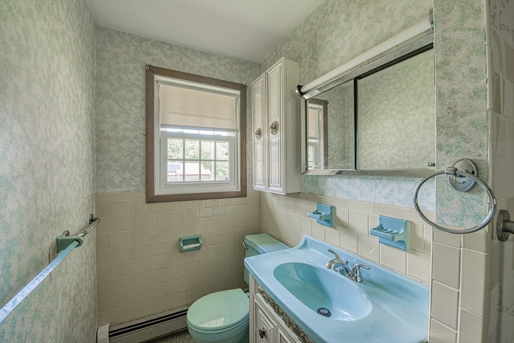 33 Upton St, Brockton MA 02302 photo 30