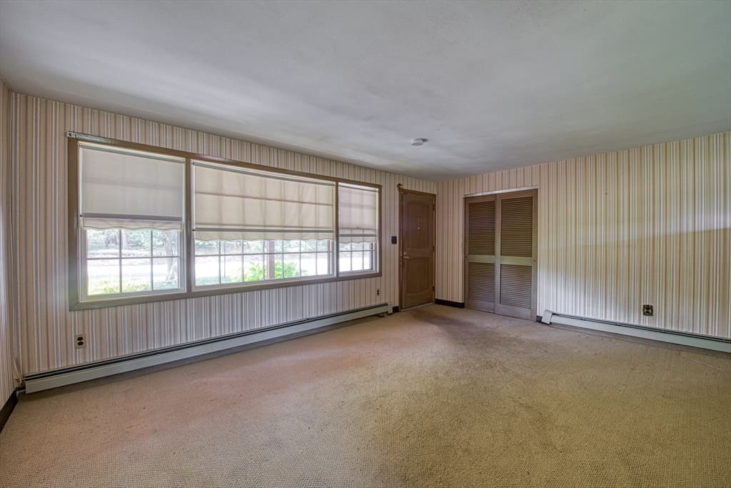 33 Upton St, Brockton MA 02302 photo 8