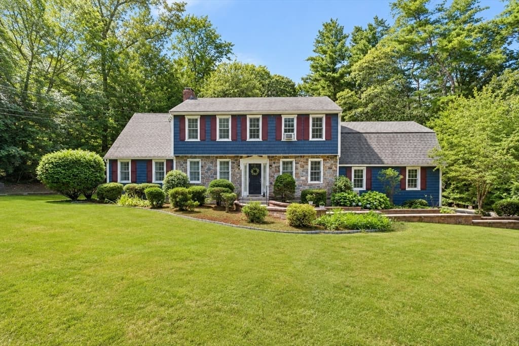 7 Providence Road, Westford MA 01886