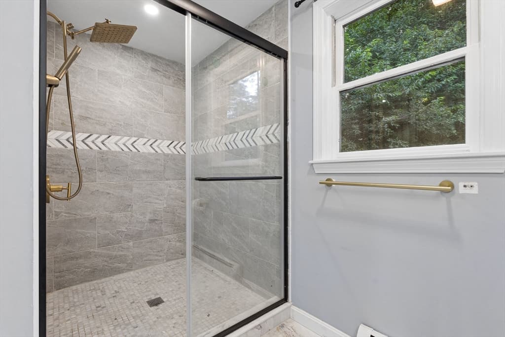 7 Providence Road, Westford MA 01886 photo 20