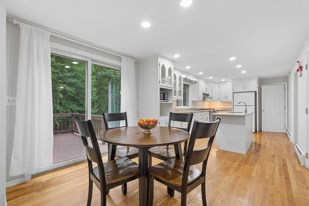 7 Providence Road, Westford MA 01886 photo 14