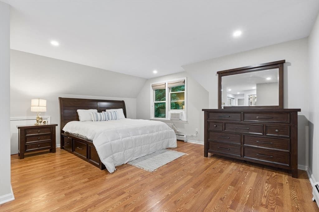 7 Providence Road, Westford MA 01886 photo 18