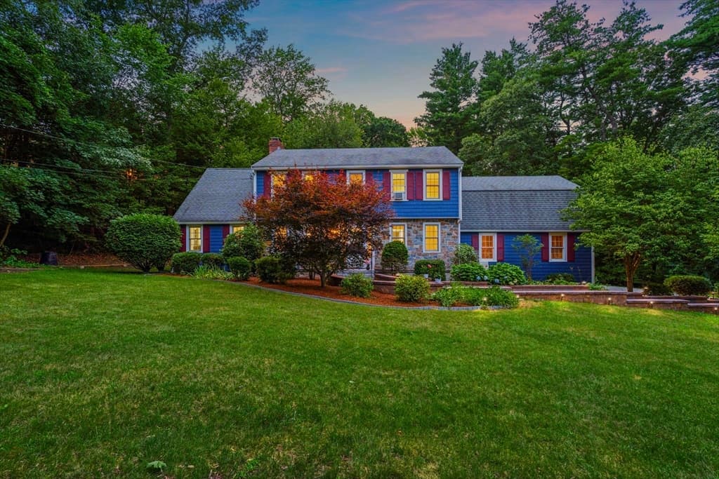 7 Providence Road, Westford MA 01886 photo 4