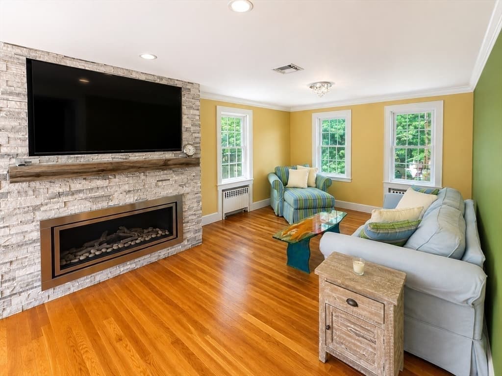 238 Liberty St, Braintree MA 02184 photo 10