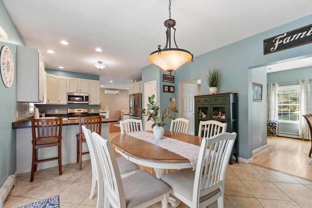 677 Franklin Rd, Fitchburg MA 01420 photo 18