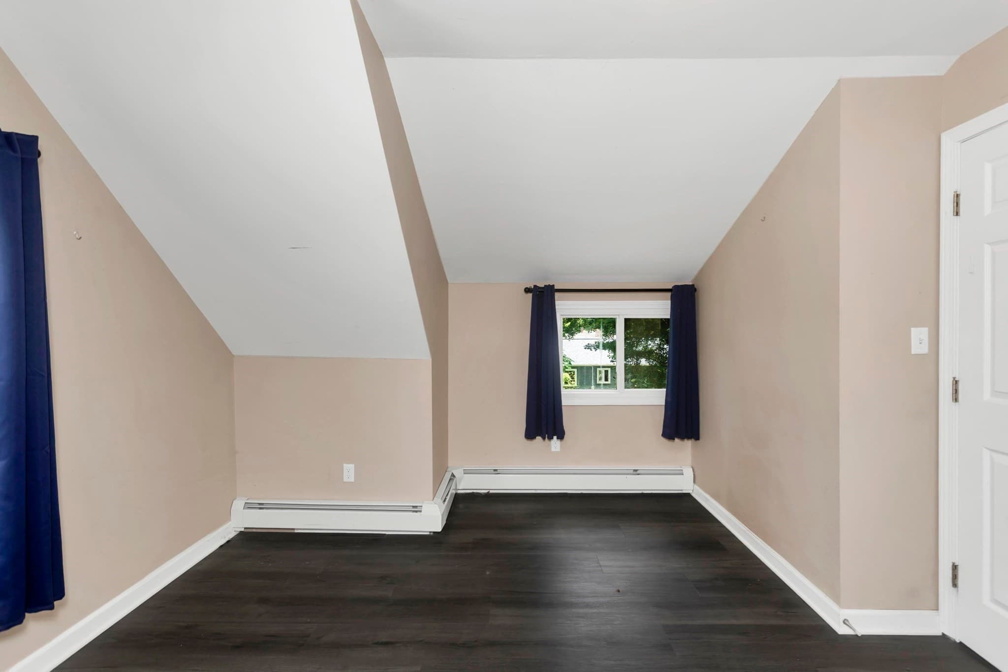 Single Family Residence at 155 Old Farm Rd, Springfield MA 01119, Springfield, photo 23 of 33