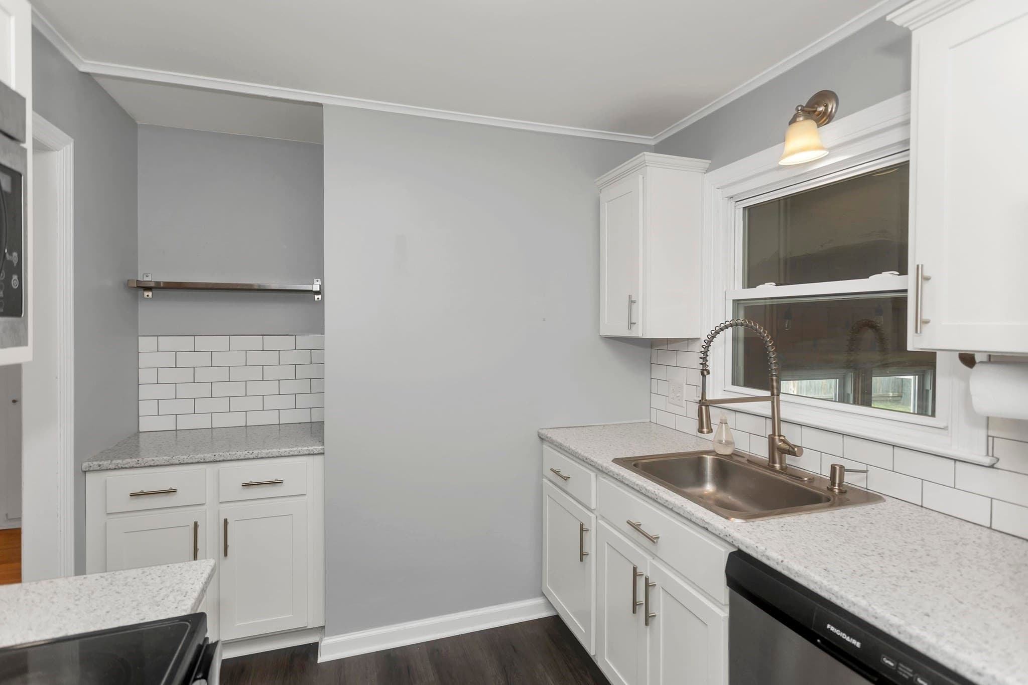 Single Family Residence at 155 Old Farm Rd, Springfield MA 01119, Springfield, photo 9 of 33