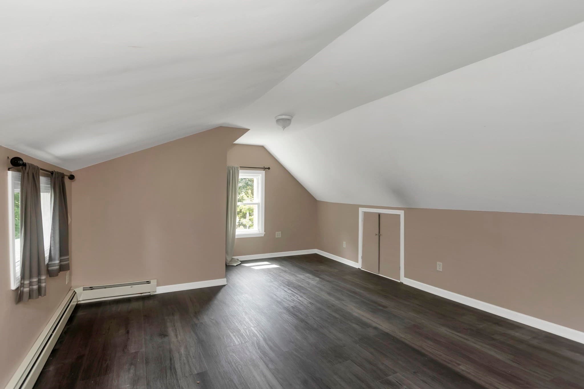 Single Family Residence at 155 Old Farm Rd, Springfield MA 01119, Springfield, photo 19 of 33