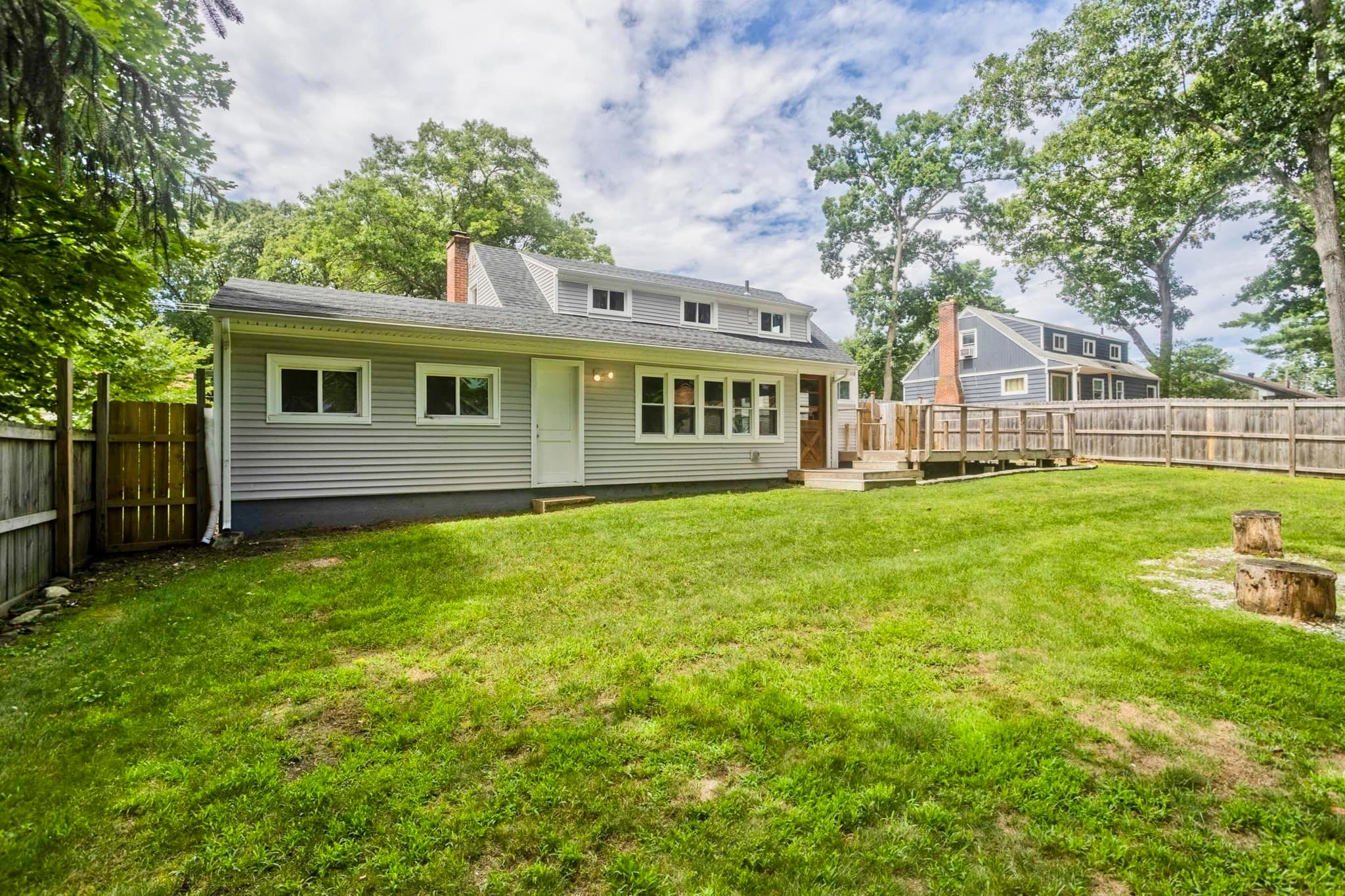 Single Family Residence at 155 Old Farm Rd, Springfield MA 01119, Springfield, photo 29 of 33