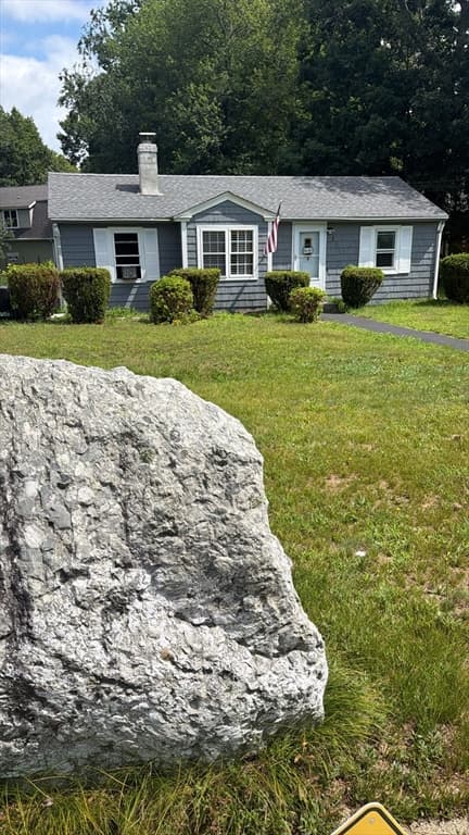 1 E Public St, Freetown MA 02702 photo 6